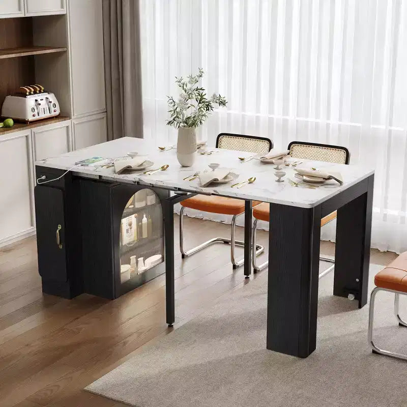 Tavolo da pranzo allungabile con presa elettrica integrata