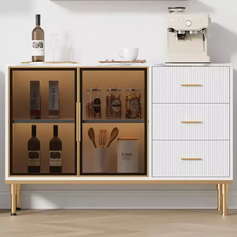 Mobile credenza con piano effetto marmo e ante in vetro
