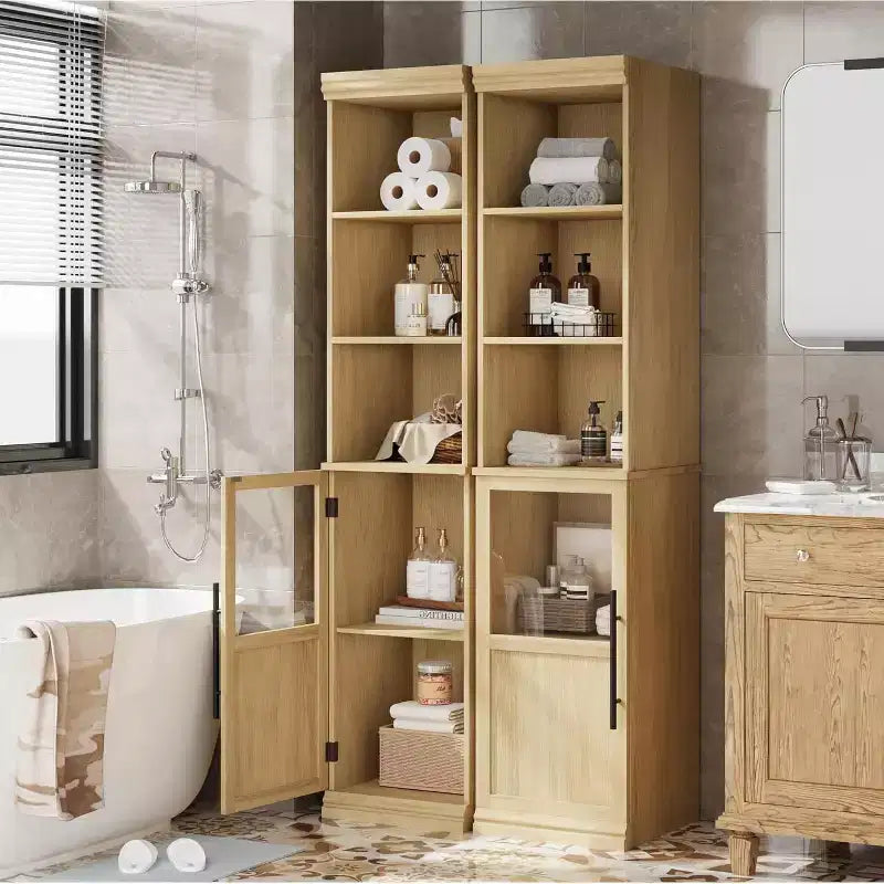 Mobiletto portaoggetti alto e stretto con anta in vetro e ripiani aperti