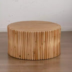 Tavolino rotondo in legno con design a trama verticale