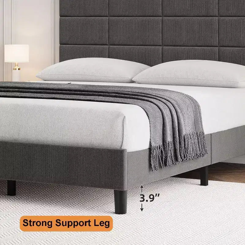 Base letto a piattaforma matrimoniale con testiera imbottita e contenitore sotto il letto
