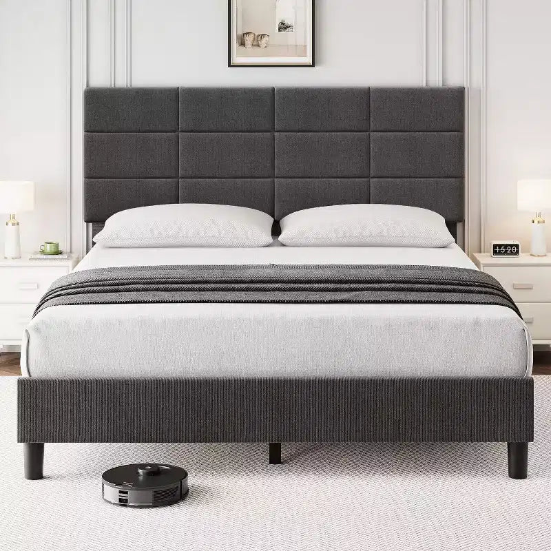 Base letto a piattaforma matrimoniale con testiera imbottita e contenitore sotto il letto