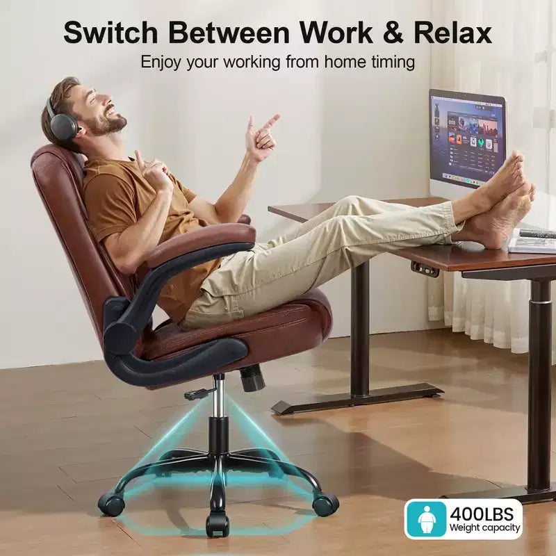 Sedia da ufficio ergonomica con schienale alto in pelle PU e braccioli ribaltabili