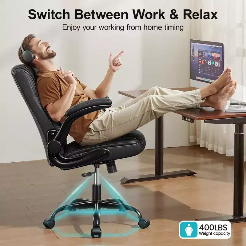 Sedia da ufficio ergonomica con schienale alto in pelle PU e braccioli ribaltabili