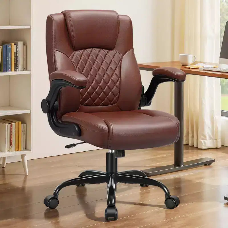 Sedia da ufficio ergonomica con schienale alto in pelle PU e braccioli ribaltabili